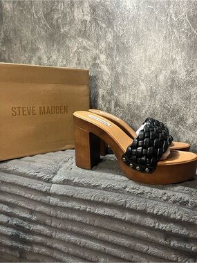 Steve Madden Black Braided Leather Platform Clog